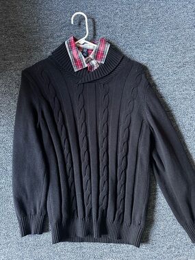 GAP Black Cable-Knit Turtleneck Sweater and Plaid Button Down Set